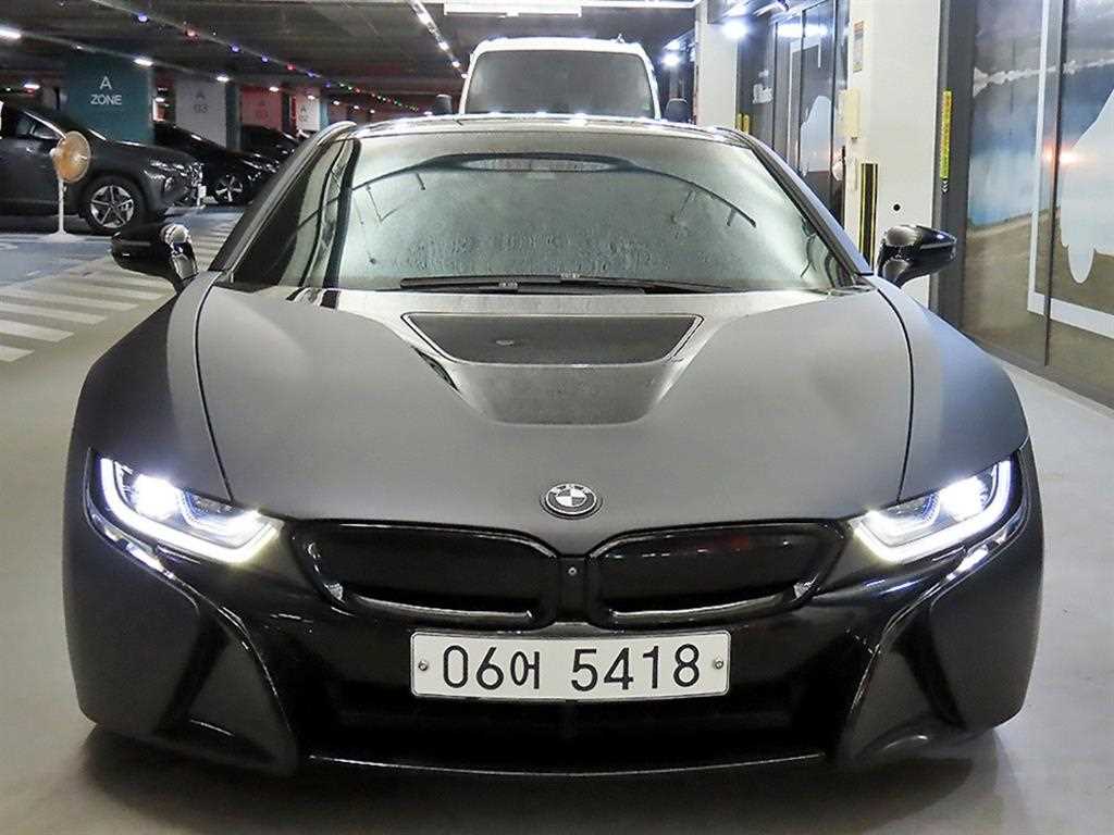 BMW i8 - Vista 2