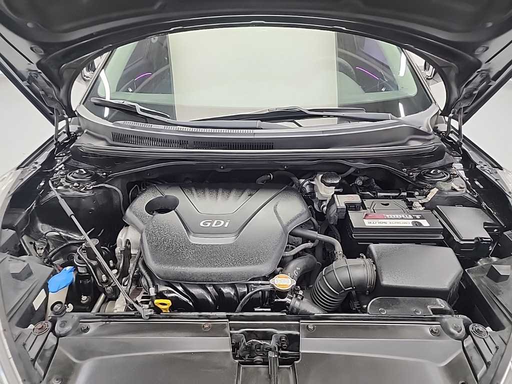 HYUNDAI Veloster - Vista 7