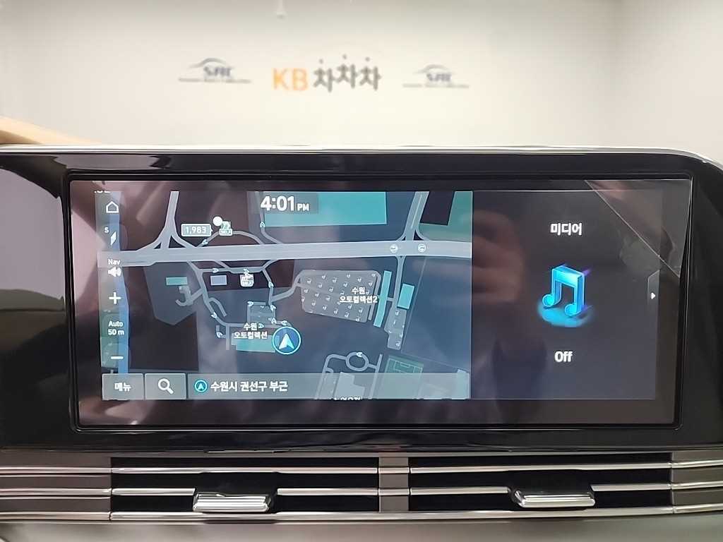 HYUNDAI Grandeur 2022 Blanco - Importación desde Corea - HF Imports Iquique - Foto 19