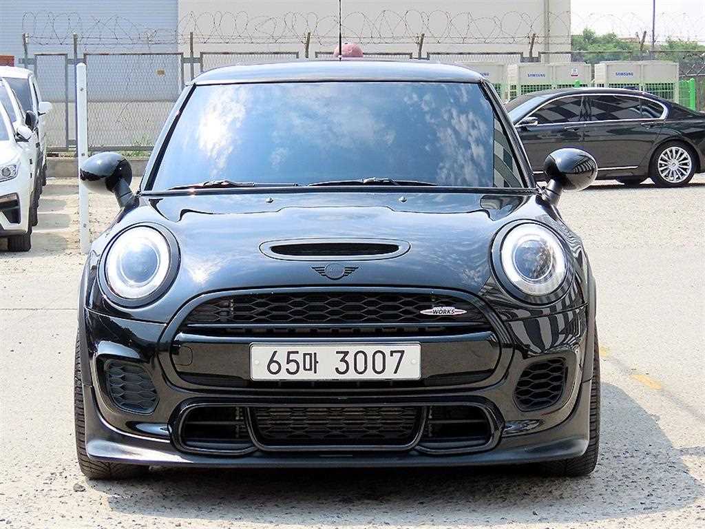 Mini Cooper 2017 Negro - Importación desde Corea - HF Imports Iquique - Foto 1