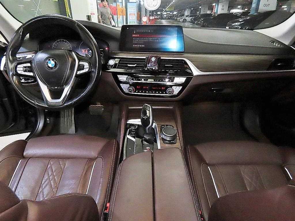 BMW 5 Series - Vista 12