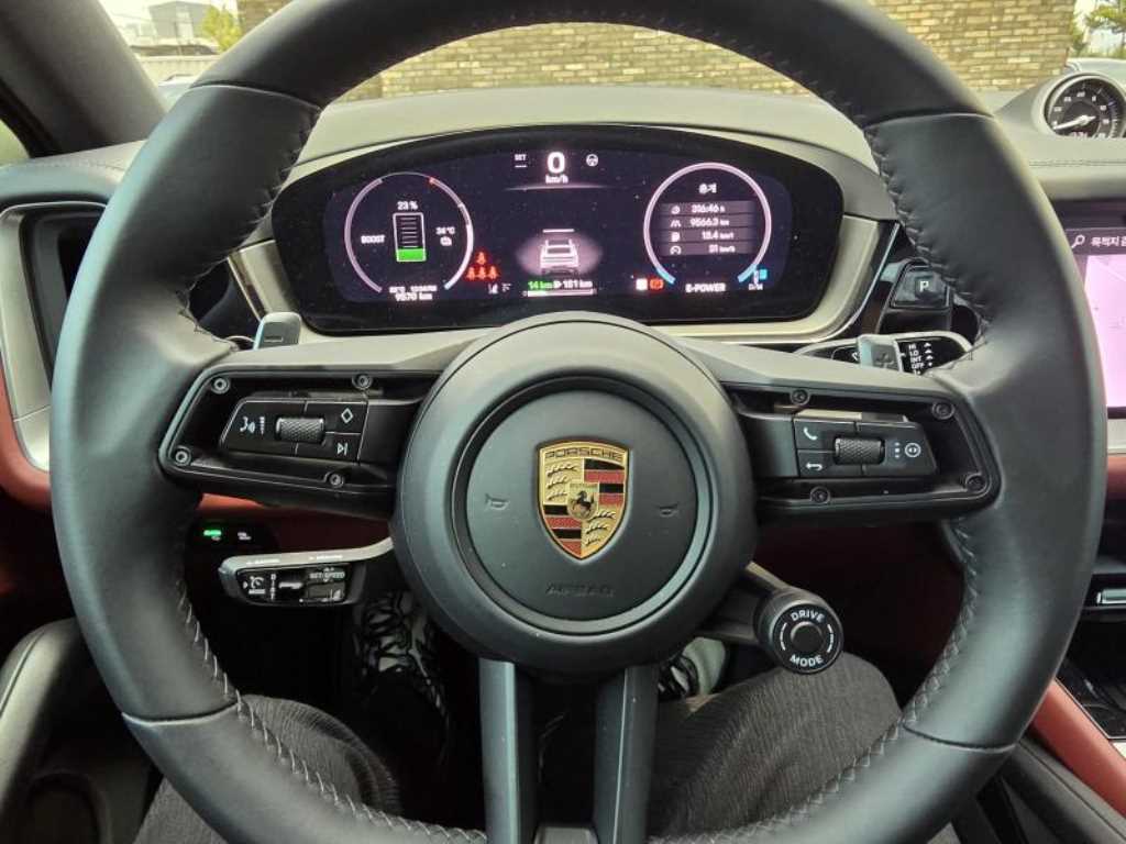 Porsche Cayenne 2025 Gris - Importación desde Corea - HF Imports Iquique - Foto 16