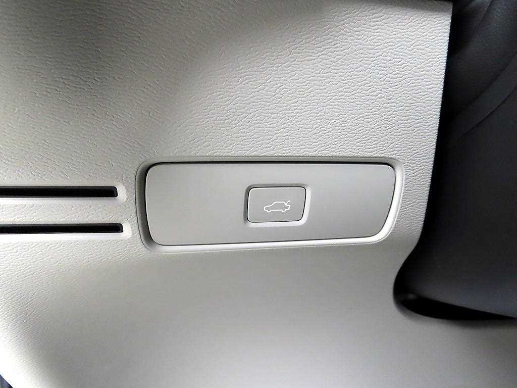 Volvo XC40 2023 Verde - Importación desde Corea - HF Imports Iquique - Foto 14