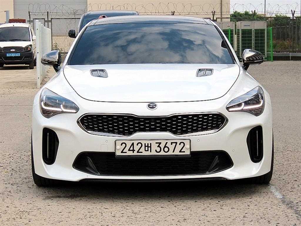 KIA Stinger 2017 - Importación desde Corea - HF Imports Iquique - Foto 1