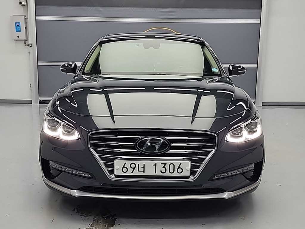 HYUNDAI Grandeur - Vista 2