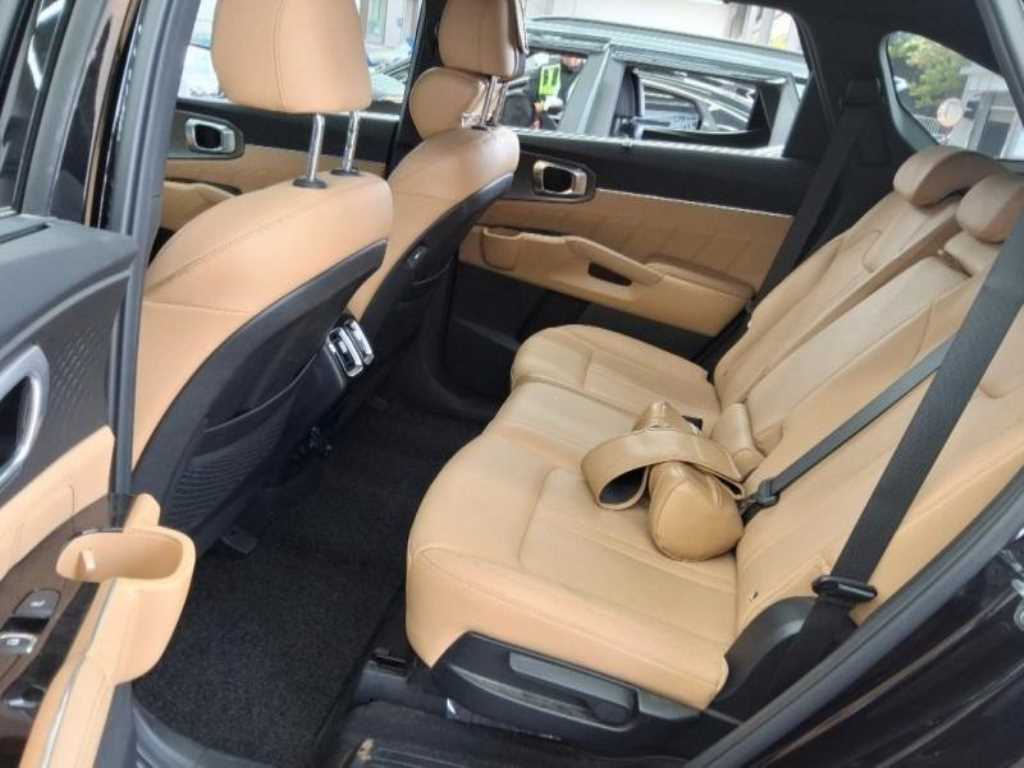 KIA Sorento - Vista 3