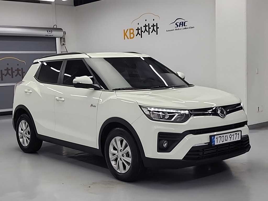 Ssangyong Tivoli - Vista 6