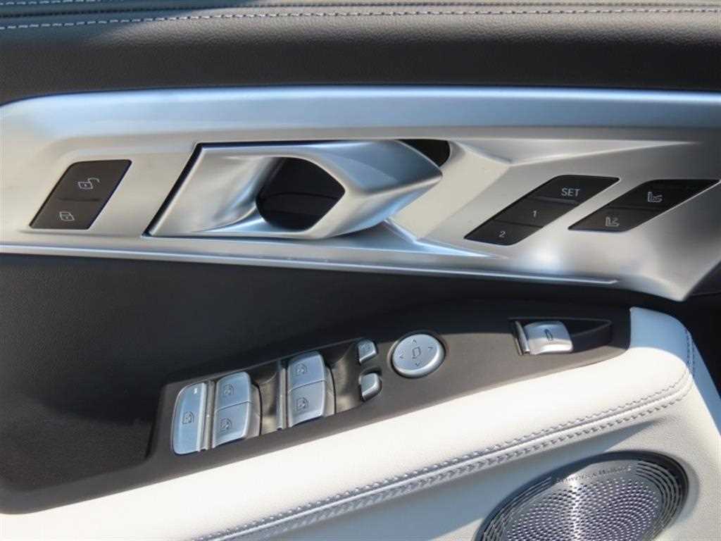 BMW XM 2025 Negro - Importación desde Corea - HF Imports Iquique - Foto 14