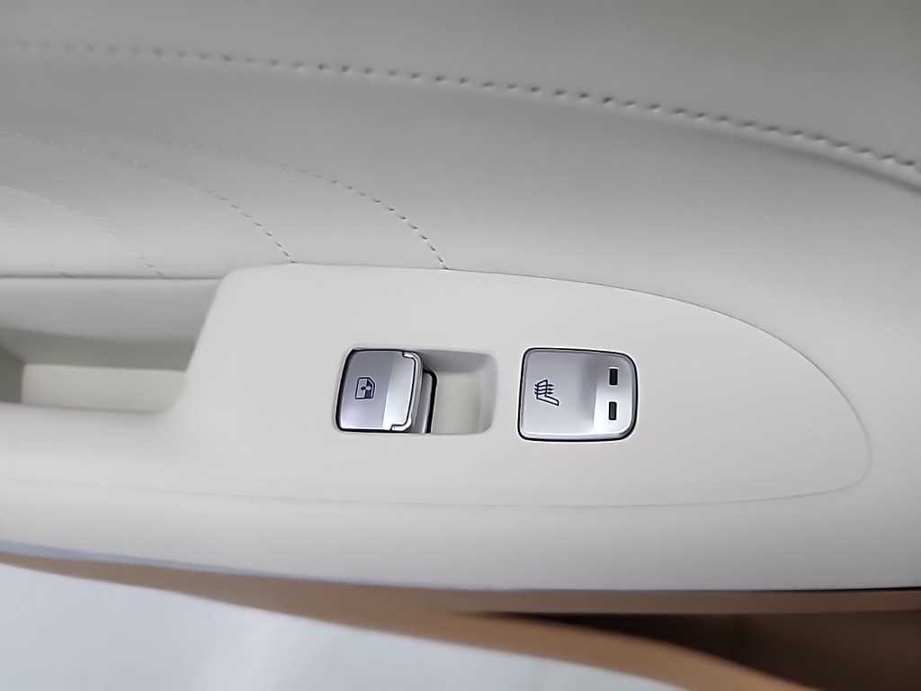 HYUNDAI Grandeur 2022 Blanco - Importación desde Corea - HF Imports Iquique - Foto 18