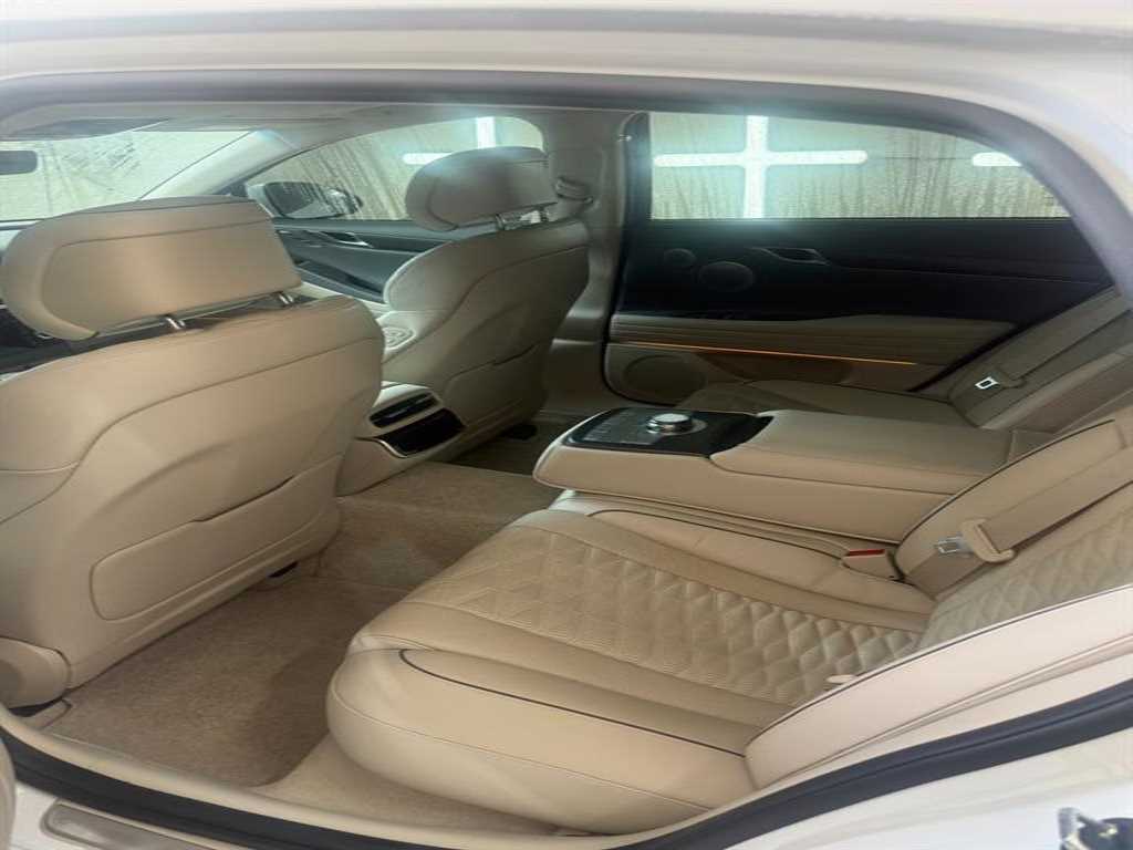 Genesis G80 - Vista 3