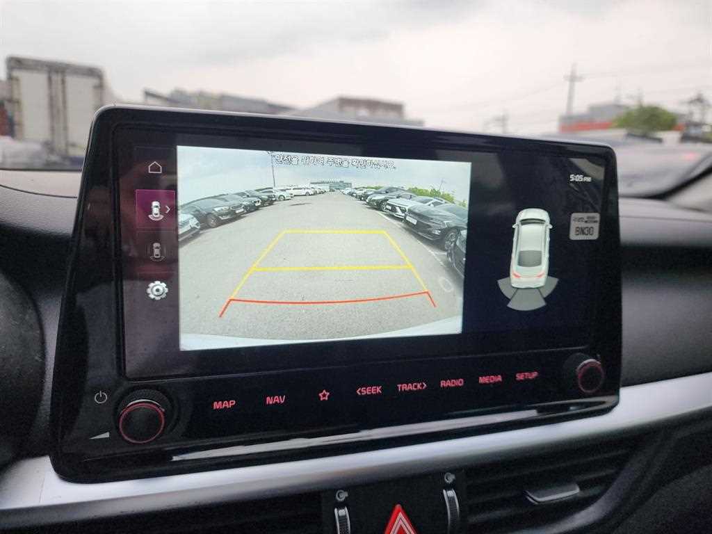 KIA K3 2022 Blanco - Importación desde Corea - HF Imports Iquique - Foto 16