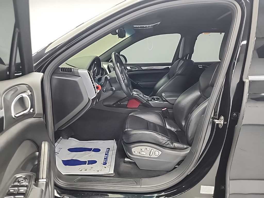 Porsche Cayenne 2011 Negro - Importación desde Corea - HF Imports Iquique - Foto 13