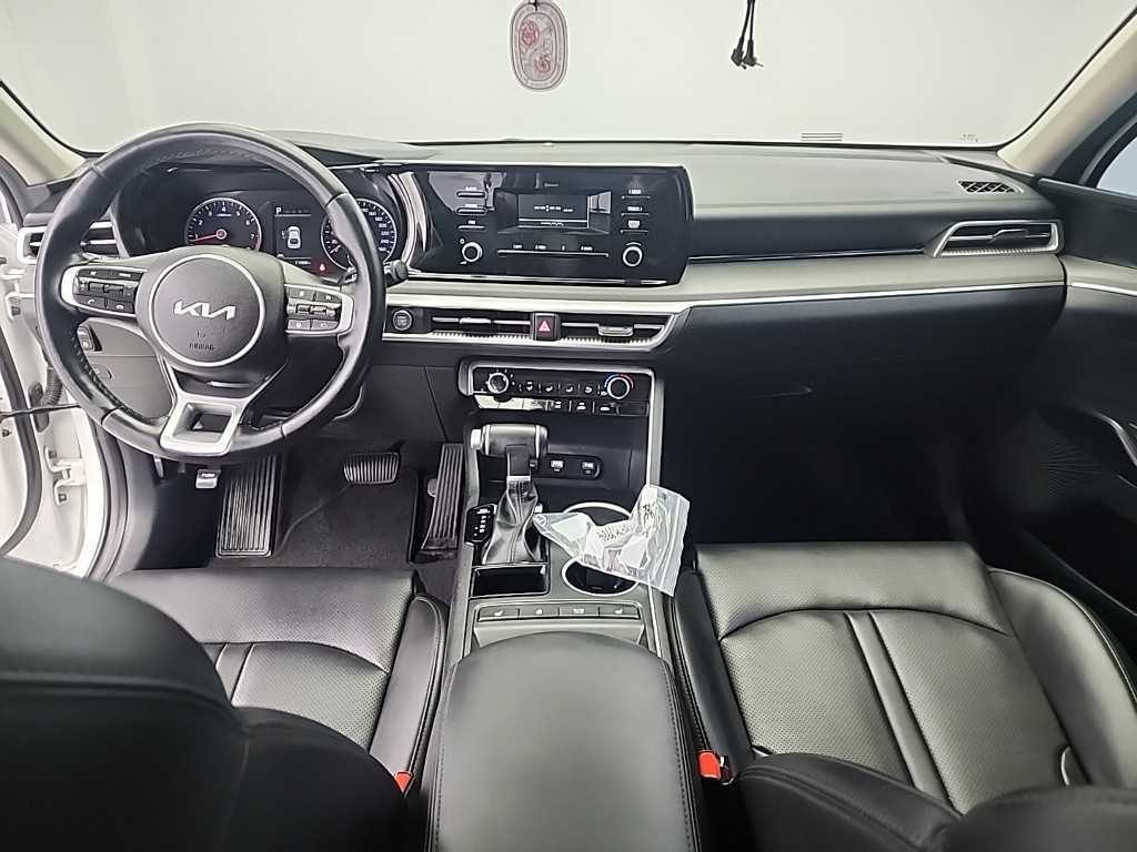 KIA K5 - Vista 9