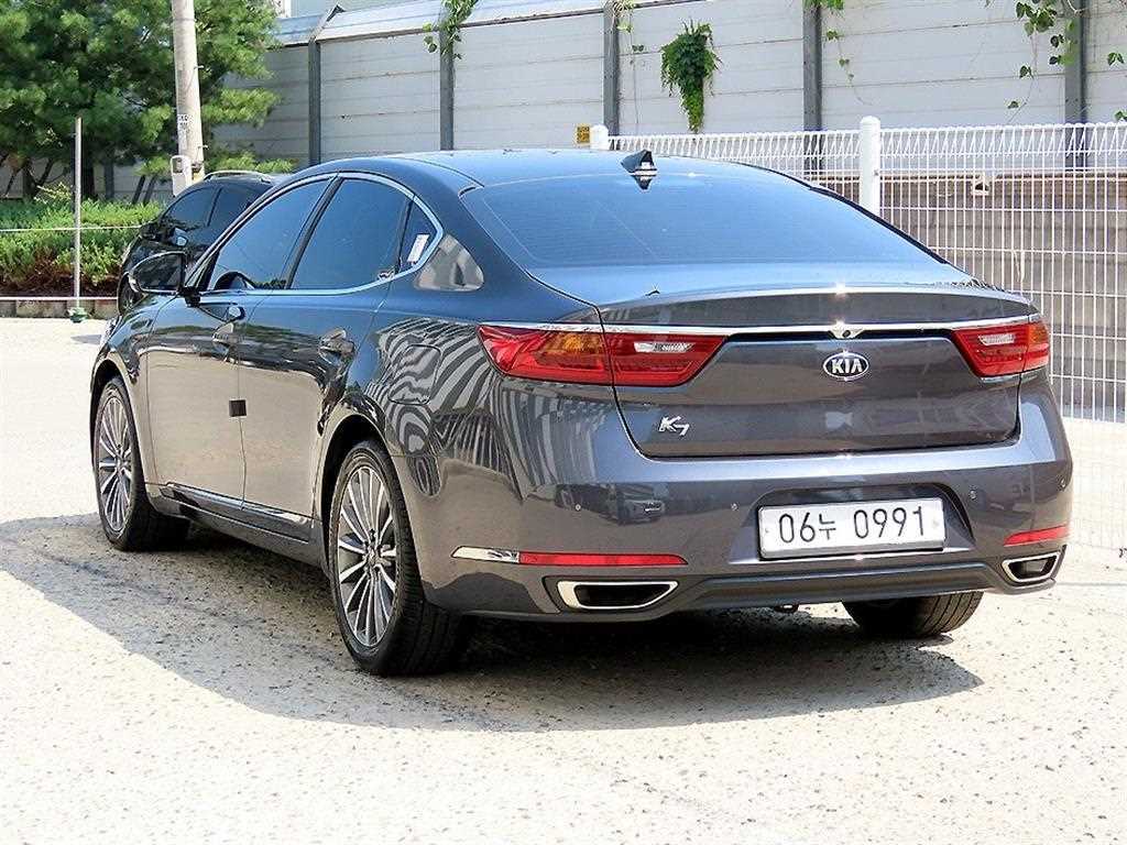 KIA K7 - Vista 3