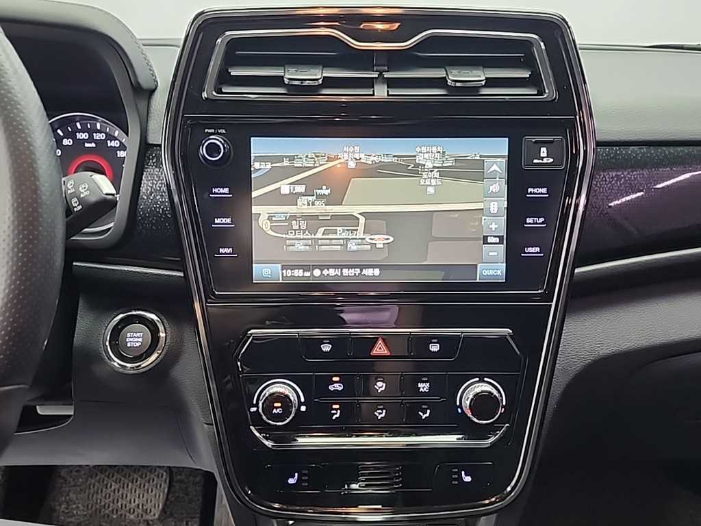 Ssangyong Tivoli - Vista 12