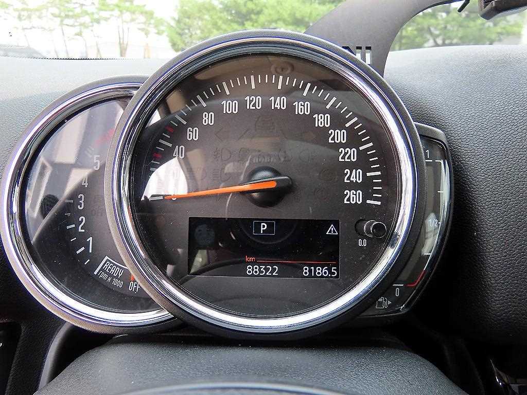 Mini Countryman - Vista 11
