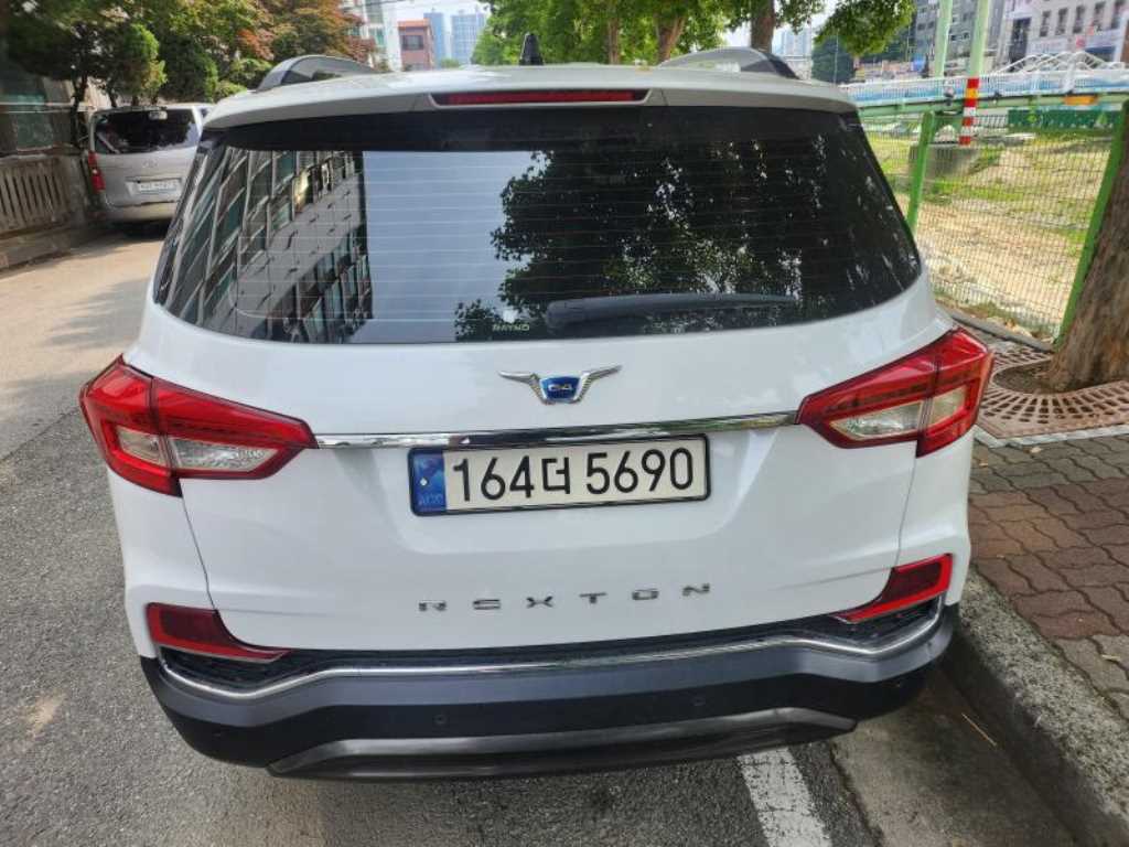 Ssangyong Rexton - Vista 2
