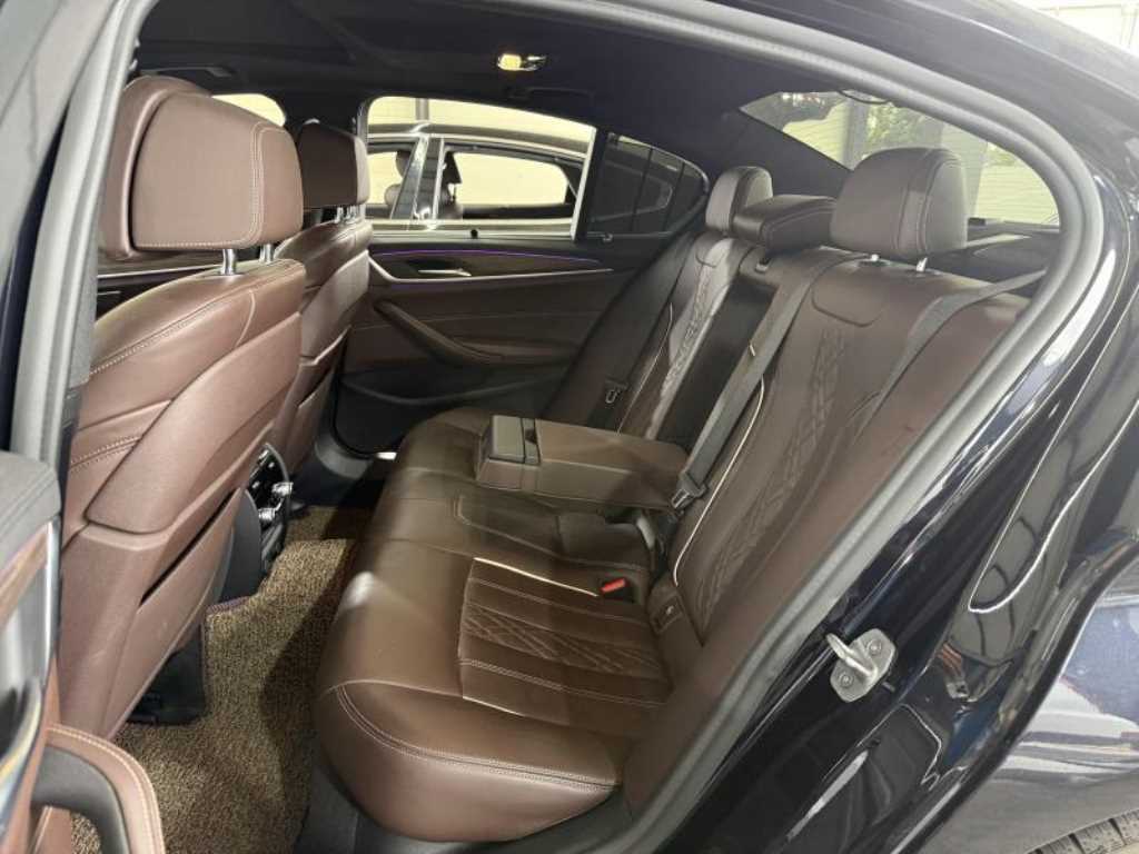 BMW 5 Series 2019 Negro - Importación desde Corea - HF Imports Iquique - Foto 15