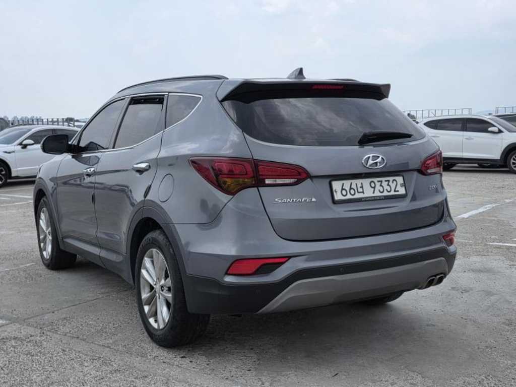 HYUNDAI Santa Fe - Vista 7