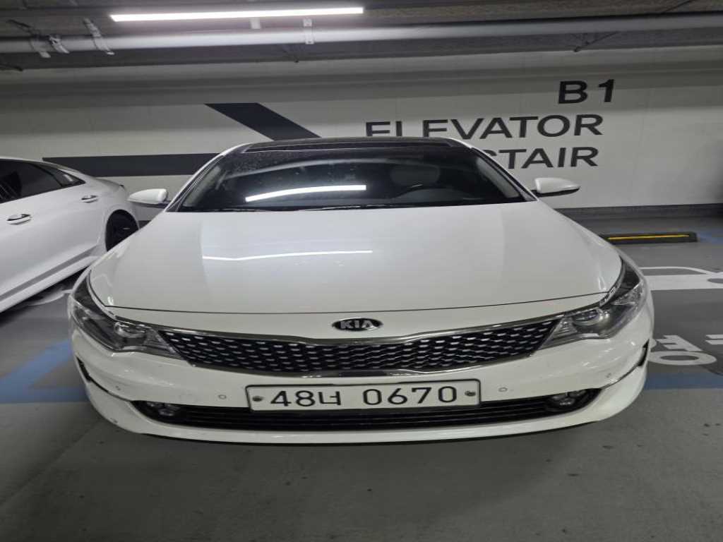 KIA K5 2015 Blanco - Importación desde Corea - HF Imports Iquique - Foto 1