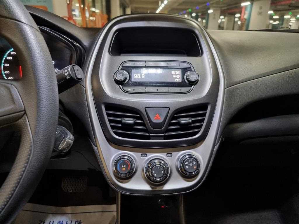 Chevrolet Spark - Vista 12