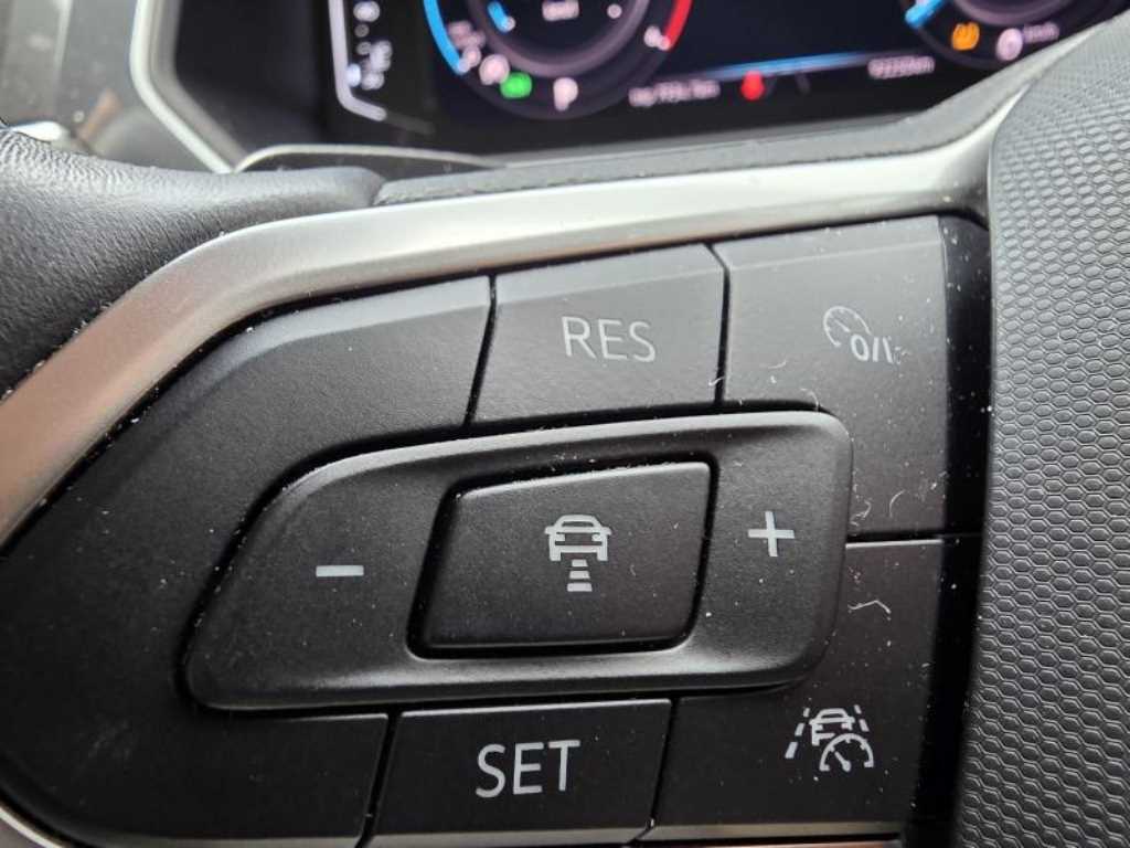 Volkswagen Tiguan 2021 Negro - Importación desde Corea - HF Imports Iquique - Foto 14