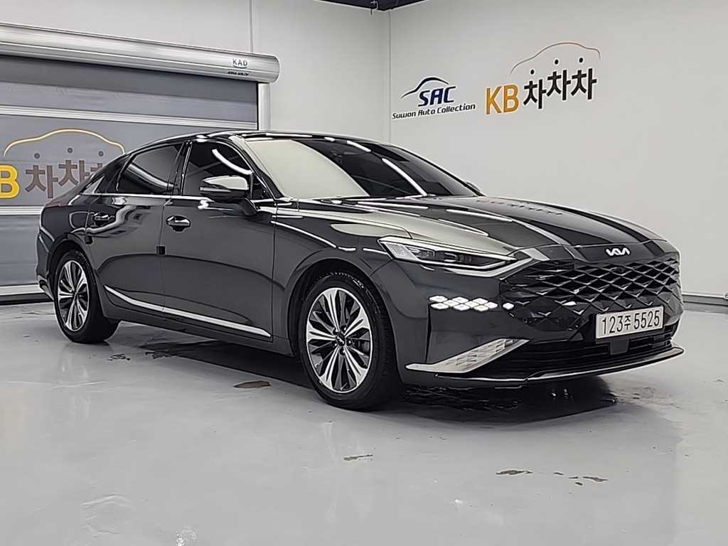 KIA K8 - Vista 6
