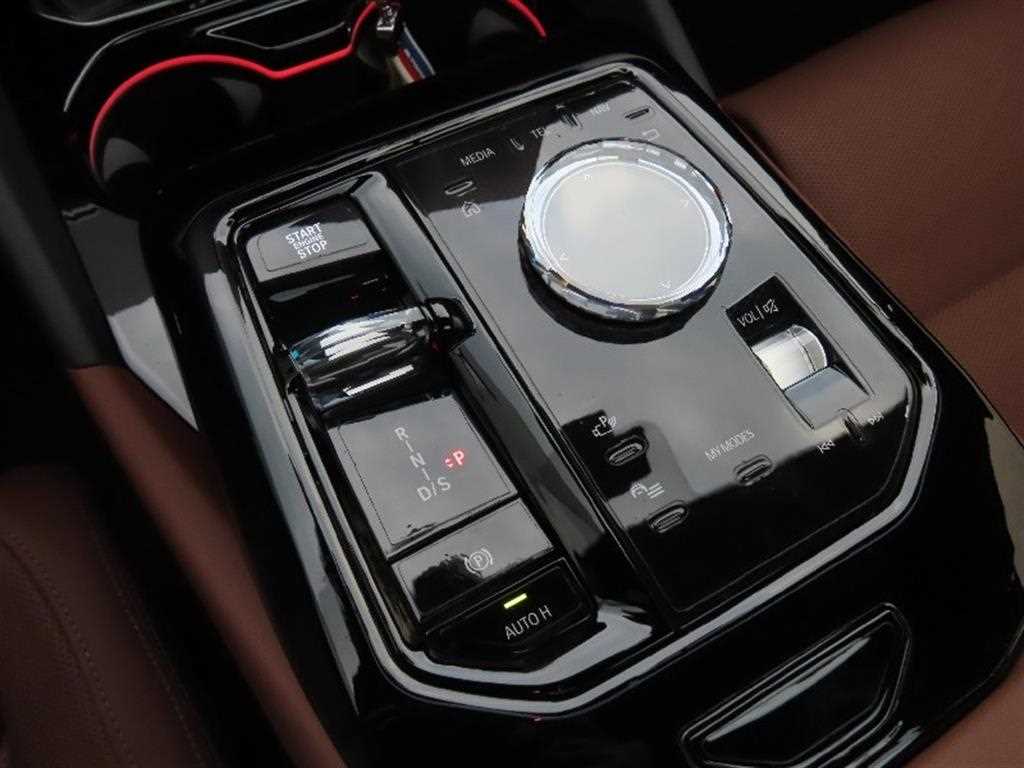 BMW 5 Series - Vista 8