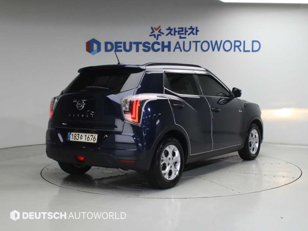 Ssangyong Tivoli - Vista 2