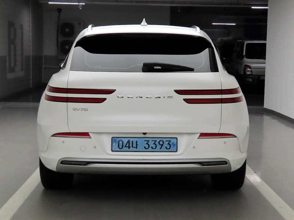 Genesis GV70 - Vista 3