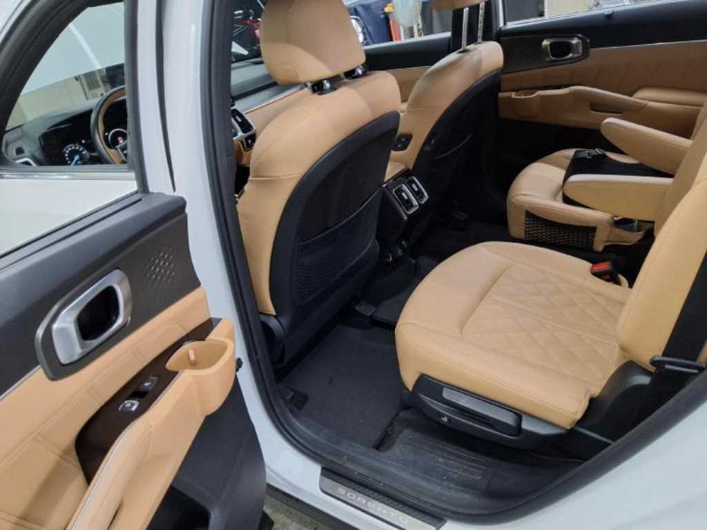 KIA Sorento - Vista 11