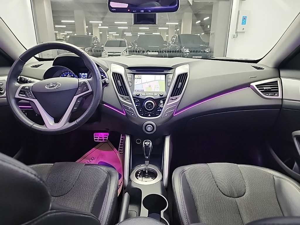 HYUNDAI Veloster - Vista 9