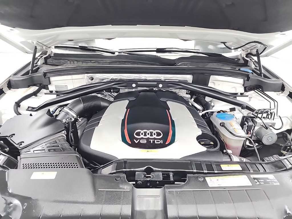 Audi SQ5 - Vista 7