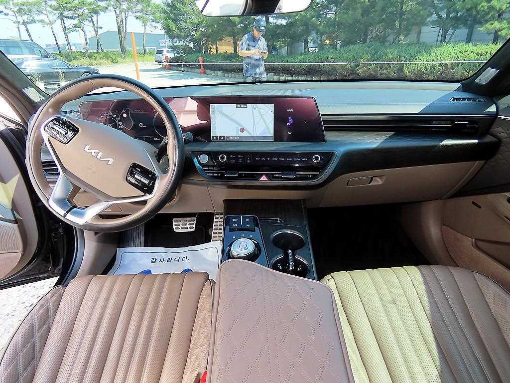 KIA K8 - Vista 9