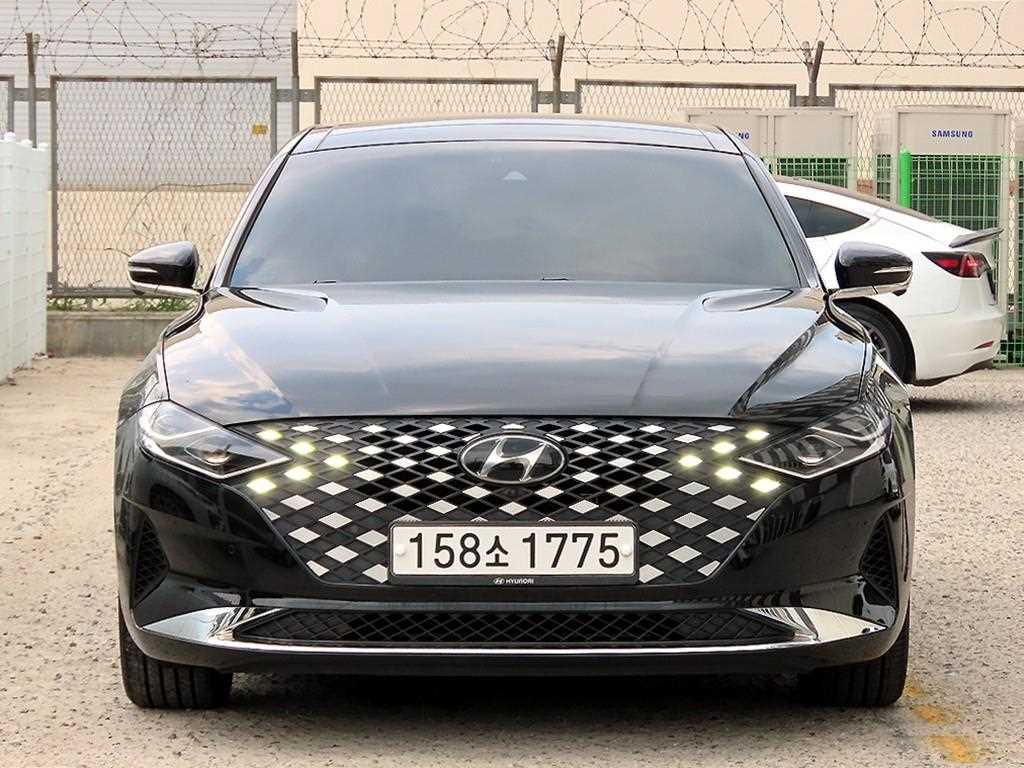 HYUNDAI Grandeur 2020 Negro - Importación desde Corea - HF Imports Iquique - Foto 1