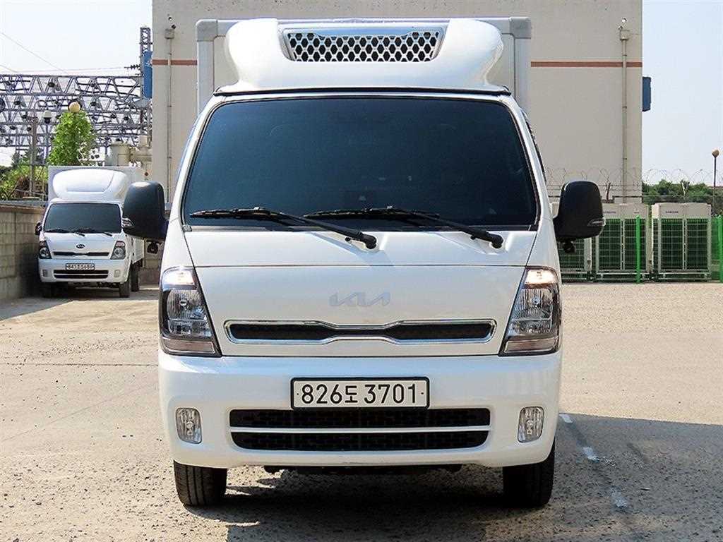 Small Truck Top_Frozen Top 2024 Blanco - Importación desde Corea - HF Imports Iquique - Foto 1
