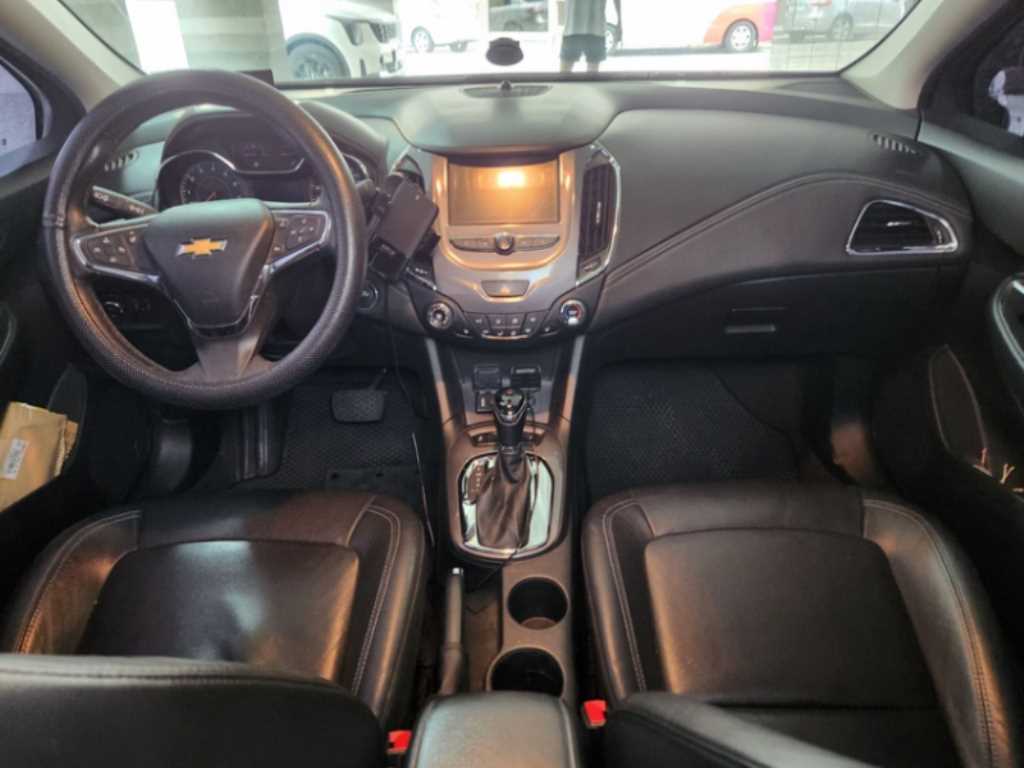 Chevrolet Cruise - Vista 3