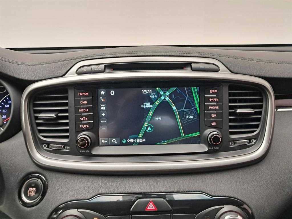KIA Sorento - Vista 11