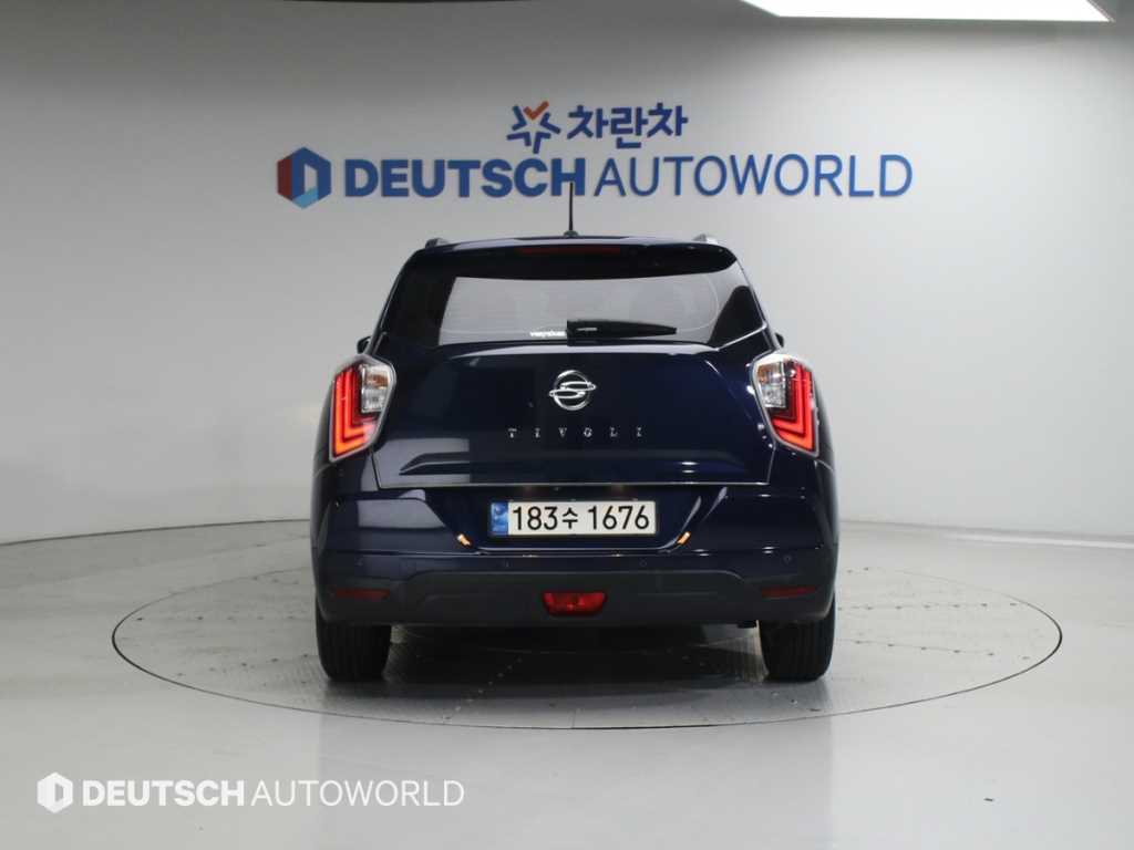 Ssangyong Tivoli - Vista 6