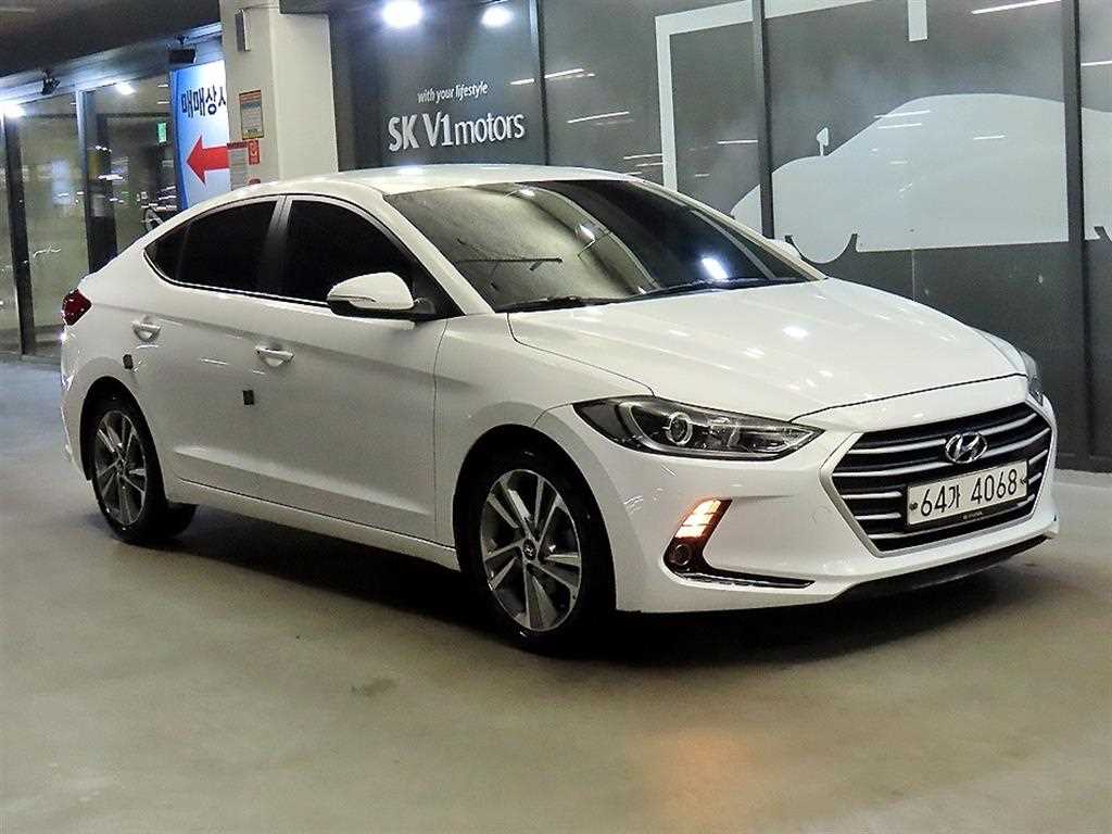 HYUNDAI Avante 2017 Blanco - Importación desde Corea - HF Imports Iquique - Foto 1