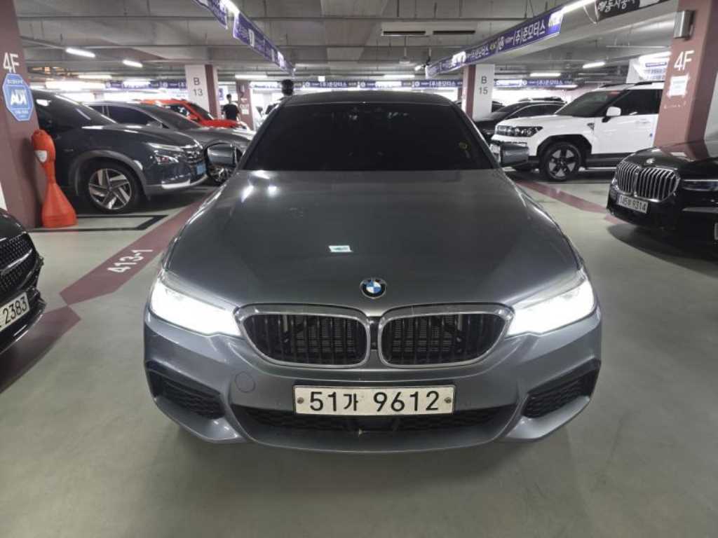 BMW 5 Series - Vista 2