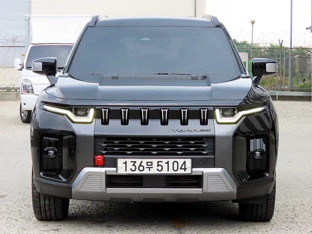 Ssangyong Torres 2022 Negro - Importación desde Corea - HF Imports Iquique - Foto 1