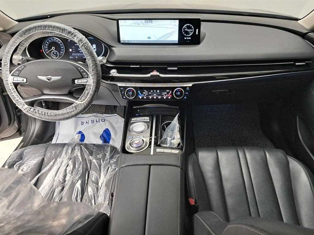 Genesis G80 - Vista 8