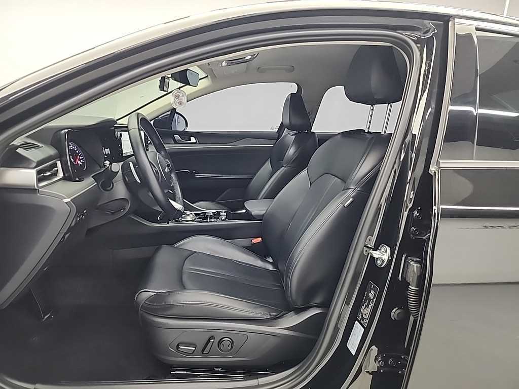 KIA K5 2023 Negro - Importación desde Corea - HF Imports Iquique - Foto 13