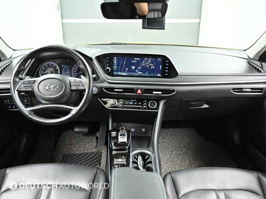 HYUNDAI Sonata - Vista 10