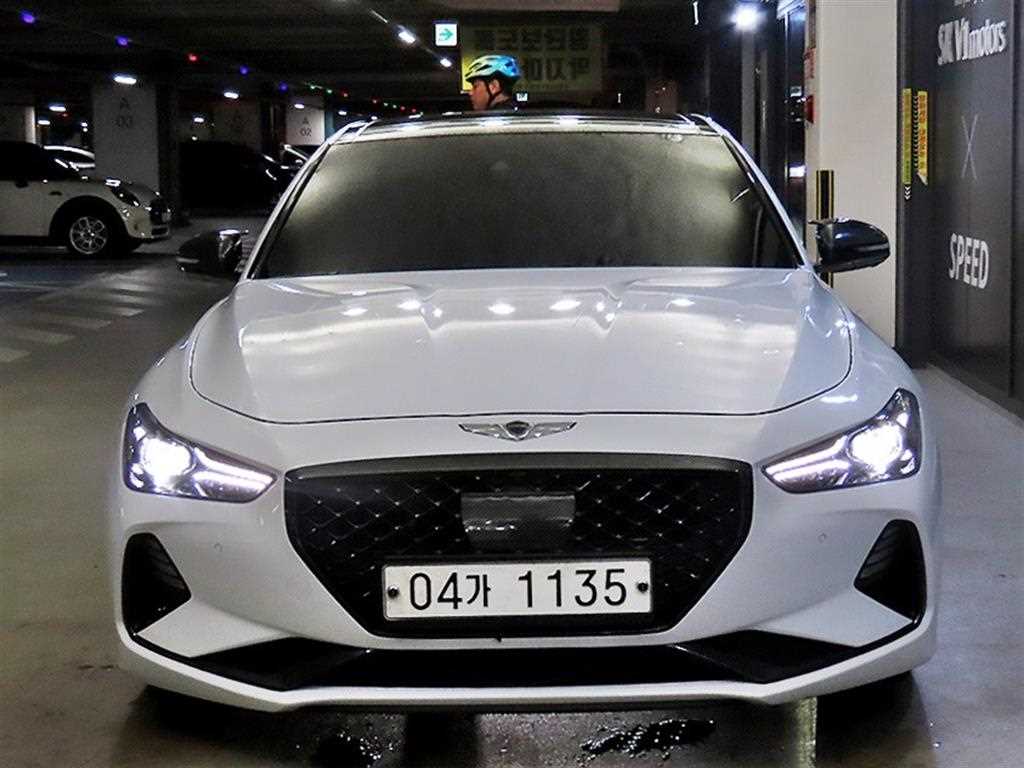 Genesis G70 - Vista 2