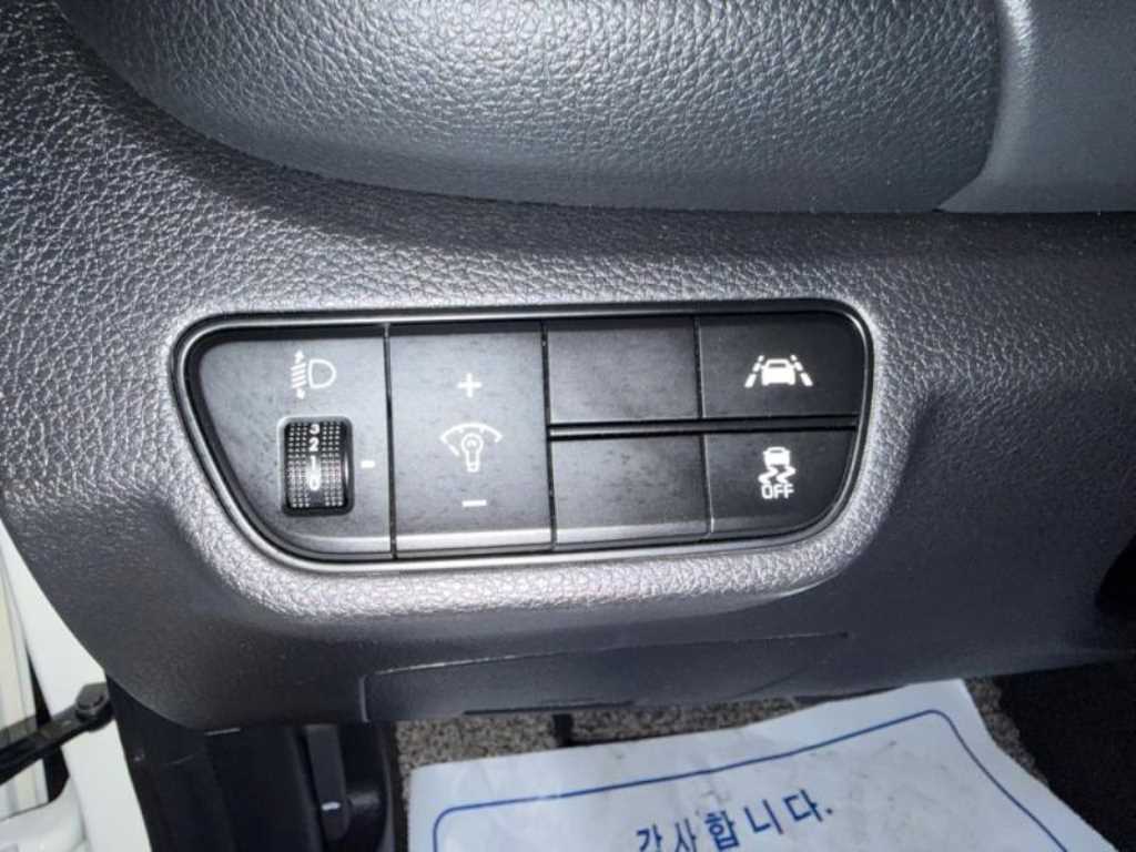 KIA Seltos 2022 Blanco - Importación desde Corea - HF Imports Iquique - Foto 18
