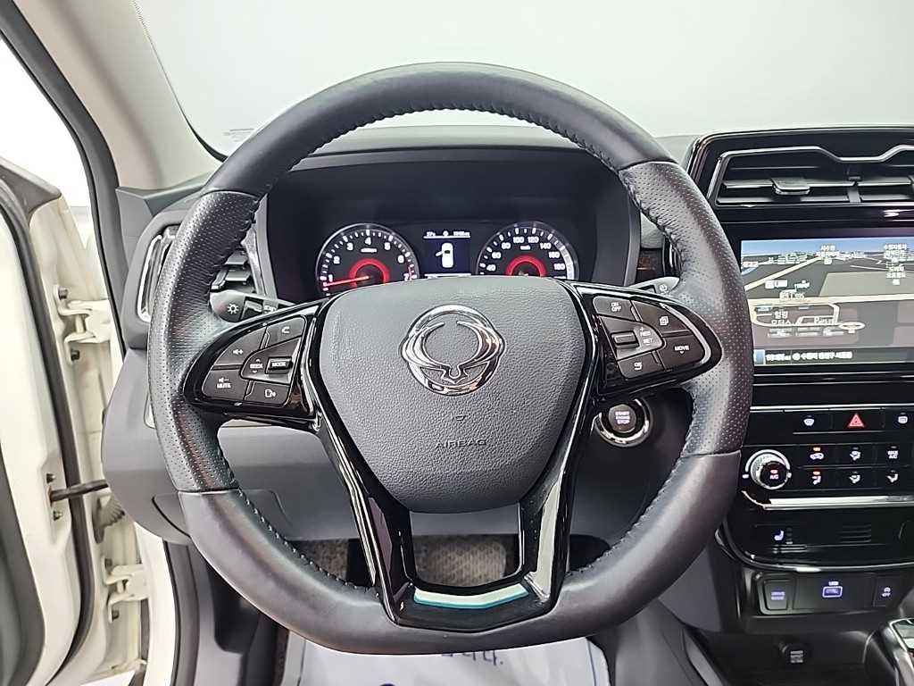 Ssangyong Tivoli - Vista 11
