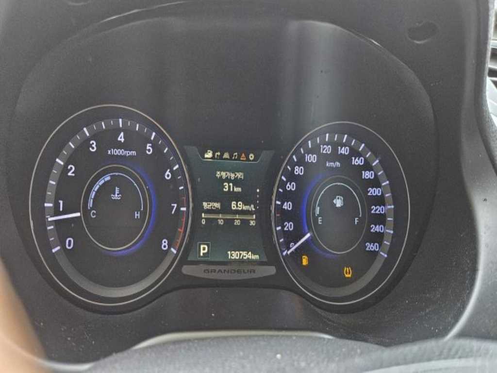 HYUNDAI Grandeur - Vista 3