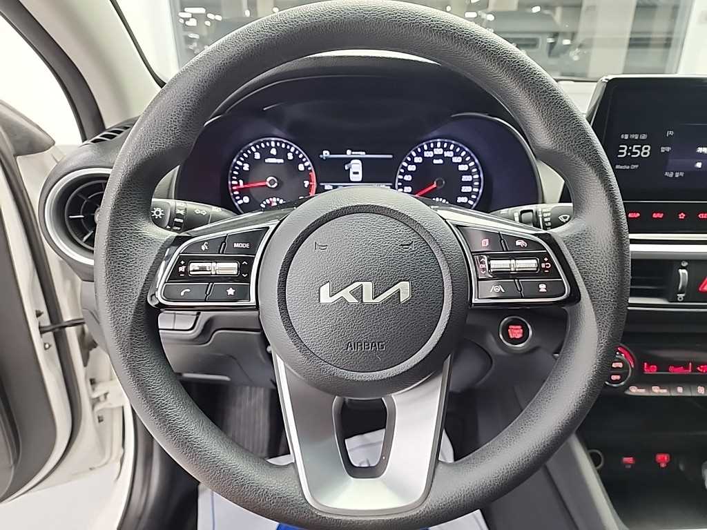 KIA K3 - Vista 11